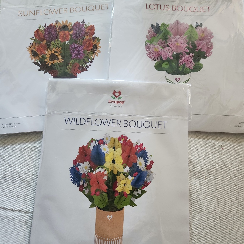 Bundle of 3 Assorted Lovepop Pop-Up Paper Flower Bouquet NEW